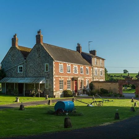 Rollestone Manor B&B And Restaurant Shrewton Exterior foto