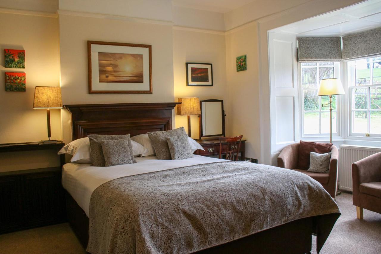 Rollestone Manor B&B And Restaurant Shrewton Exterior foto