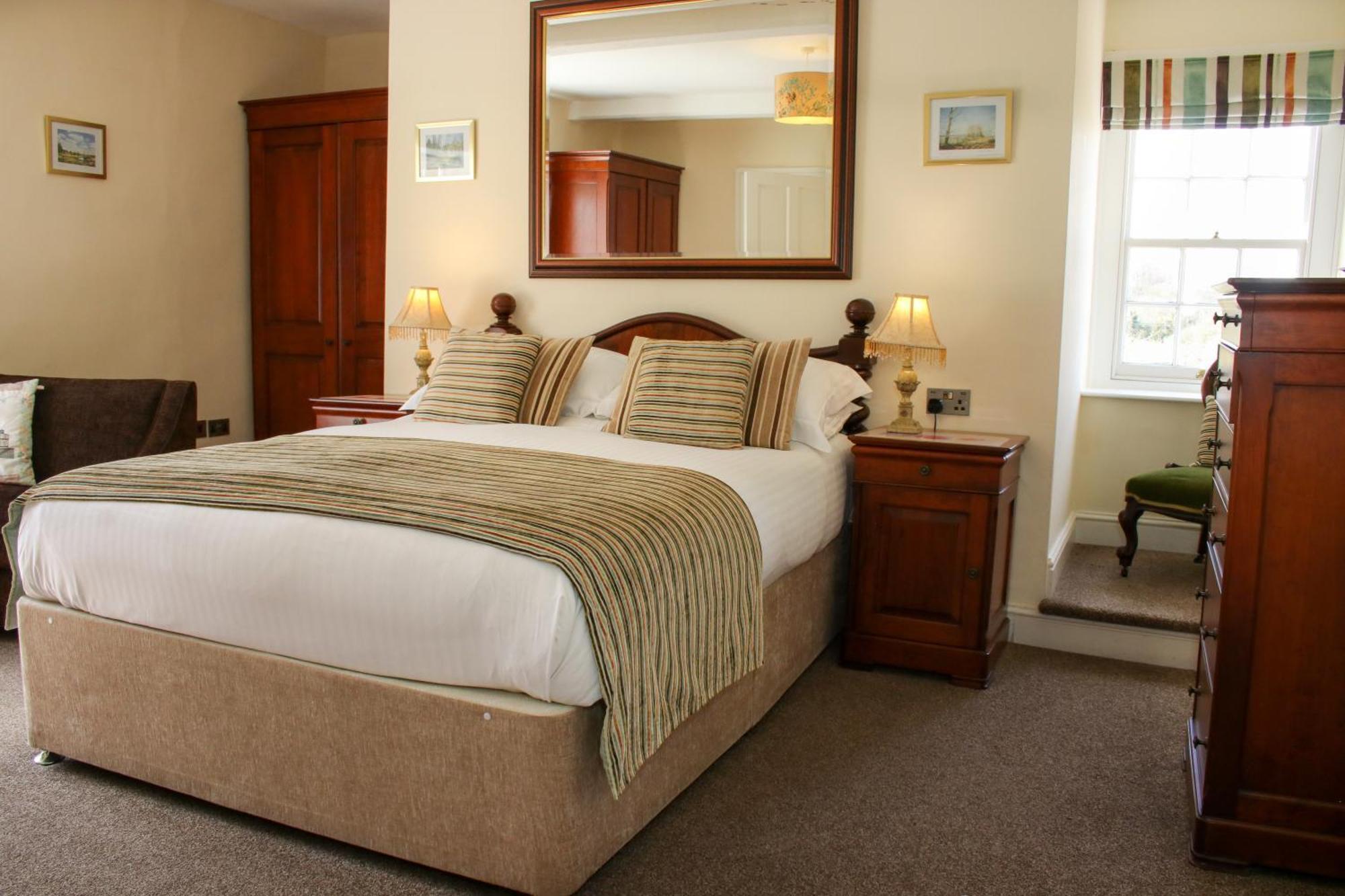 Rollestone Manor B&B And Restaurant Shrewton Exterior foto